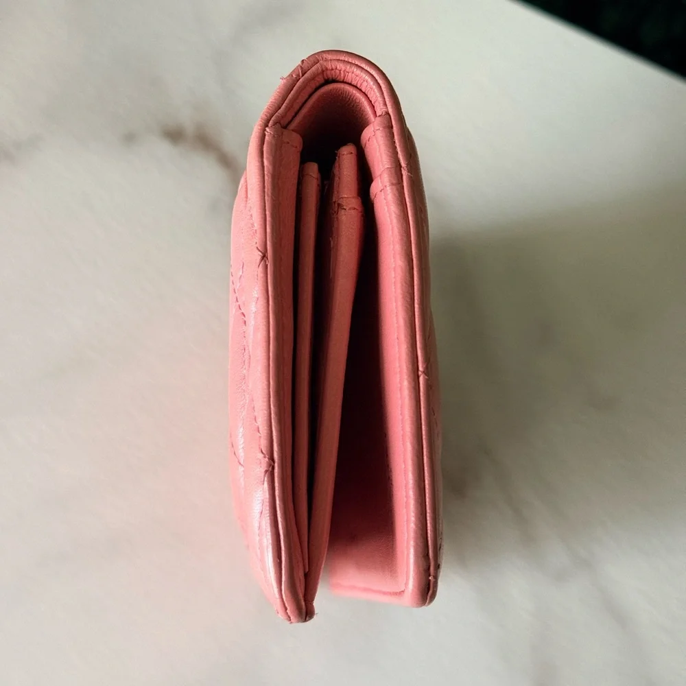 Chanel Pink Quilted Women's Yen Long Wallet Authentic - Picture 4 of 14